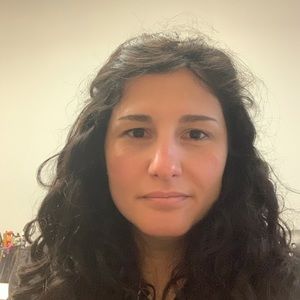 Meet your Posher, Joelle